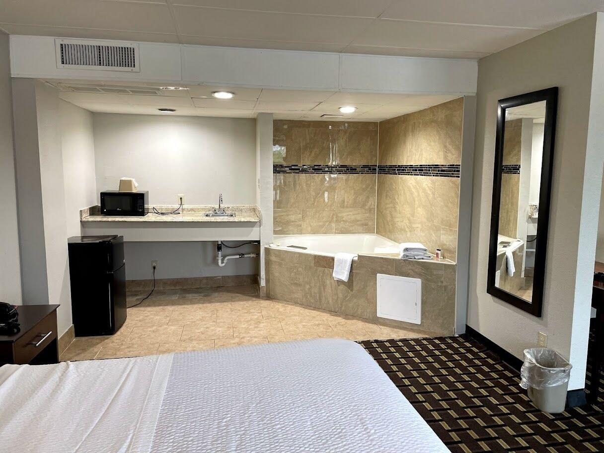 Days Inn By Wyndham Fort Wright Cincinnati Area Екстер'єр фото