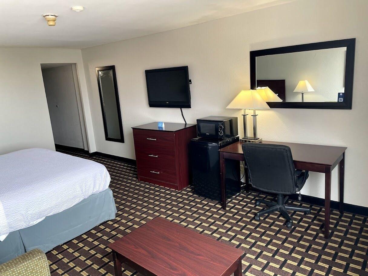 Days Inn By Wyndham Fort Wright Cincinnati Area Екстер'єр фото