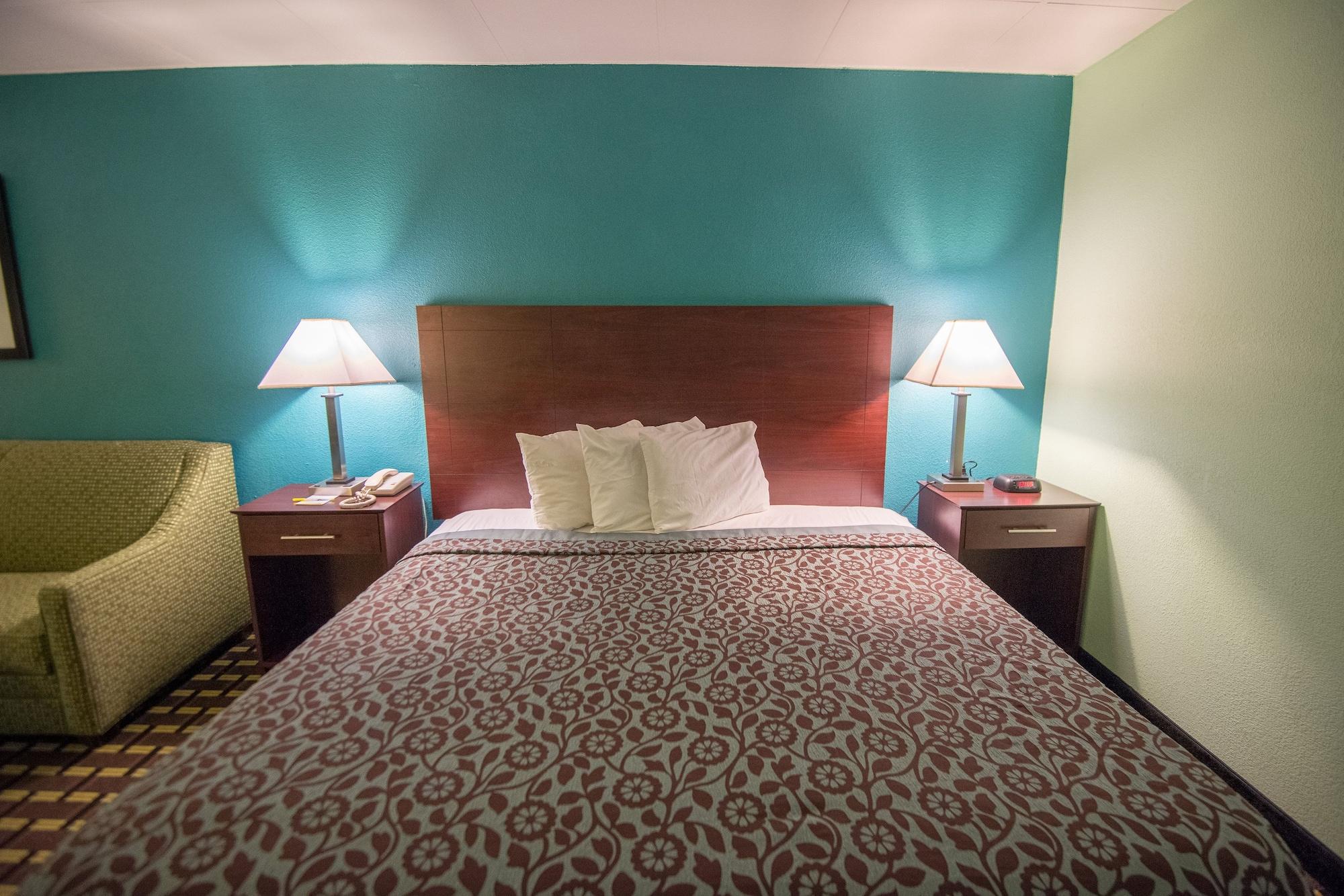 Days Inn By Wyndham Fort Wright Cincinnati Area Екстер'єр фото