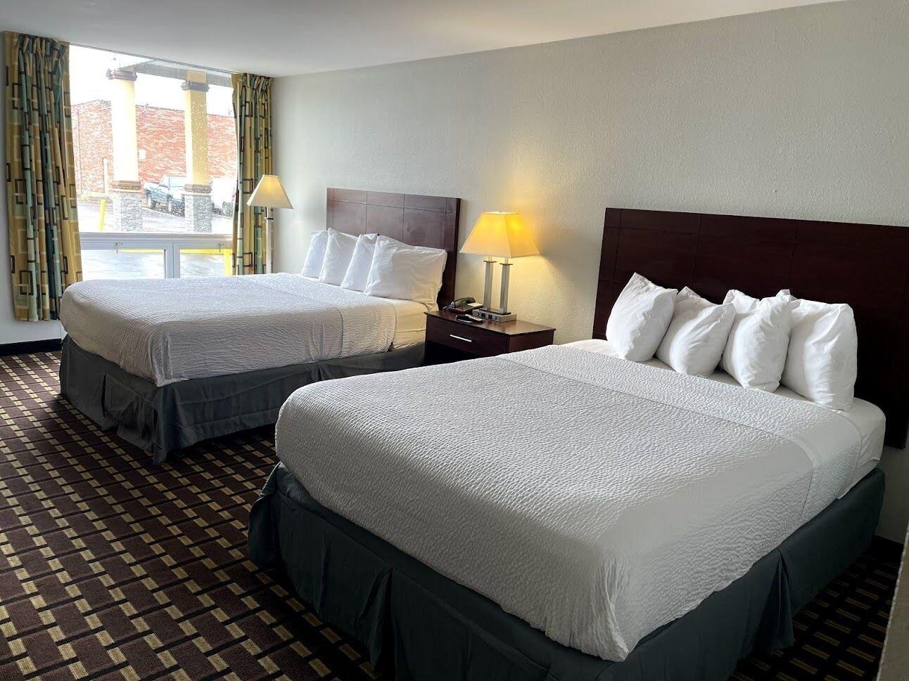Days Inn By Wyndham Fort Wright Cincinnati Area Екстер'єр фото