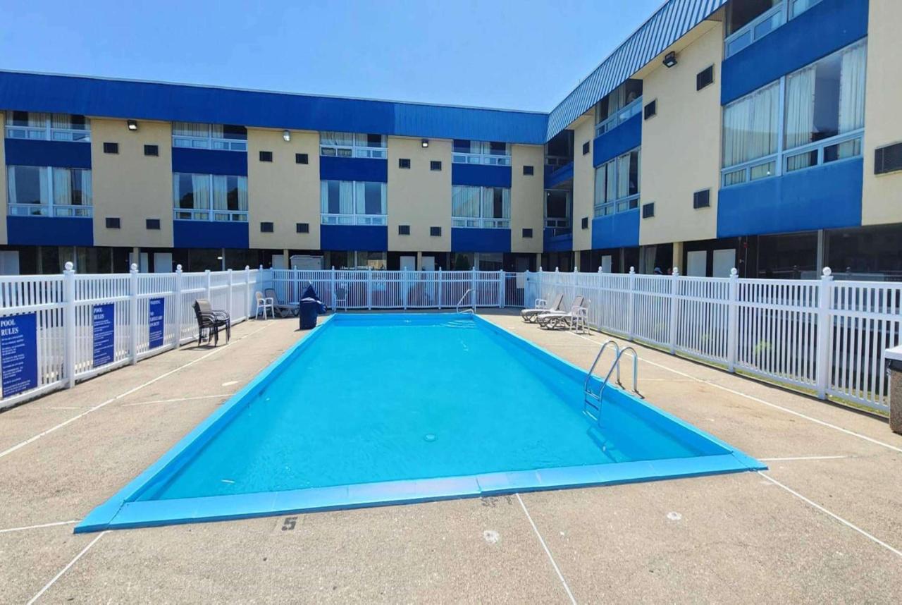 Days Inn By Wyndham Fort Wright Cincinnati Area Екстер'єр фото