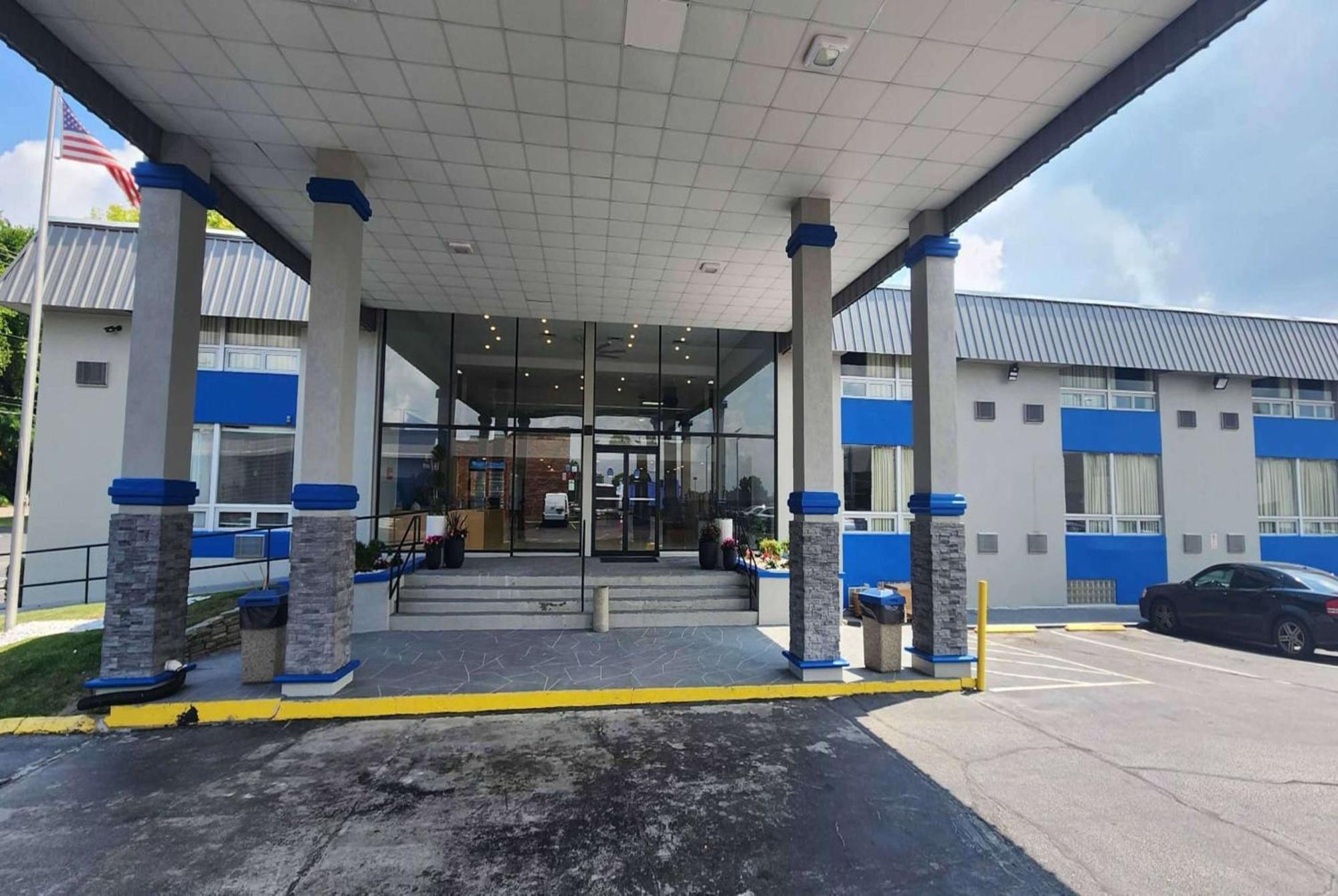 Days Inn By Wyndham Fort Wright Cincinnati Area Екстер'єр фото